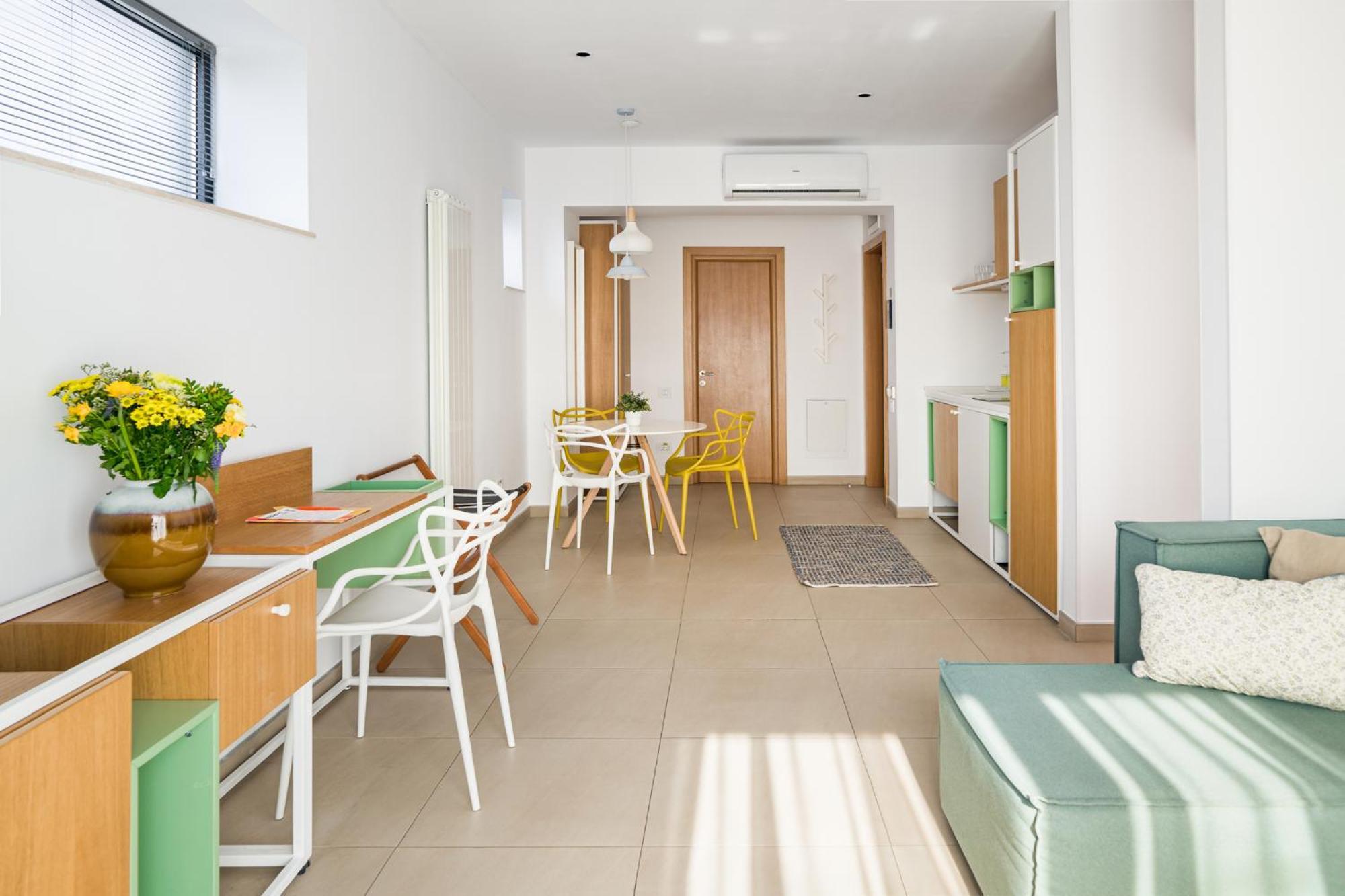 Riva Mamaia Beach Aparthotel Phòng bức ảnh