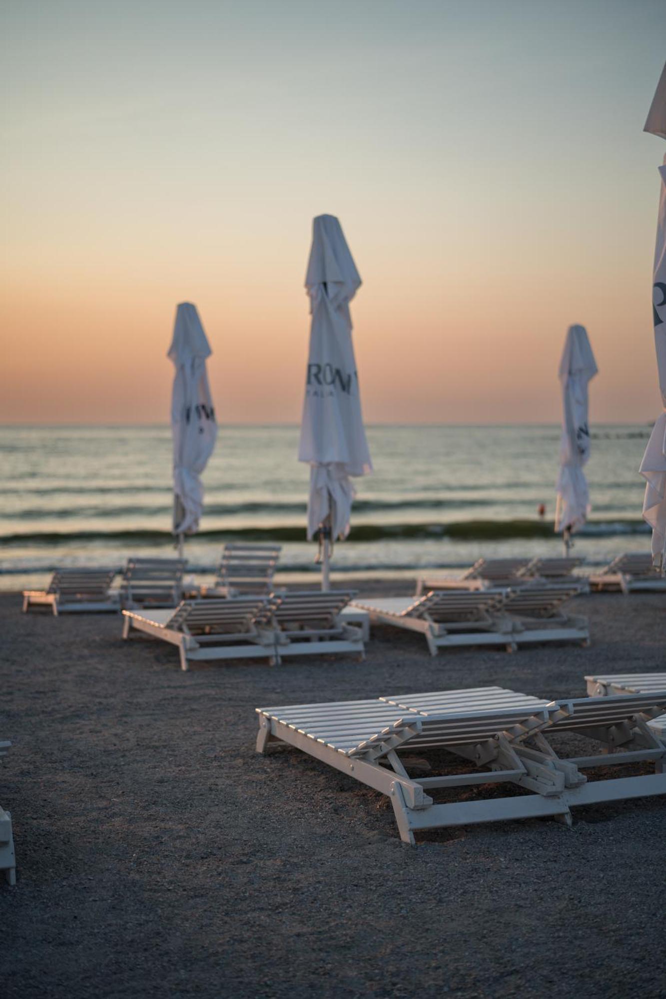 Riva Mamaia Beach Aparthotel Ngoại thất bức ảnh